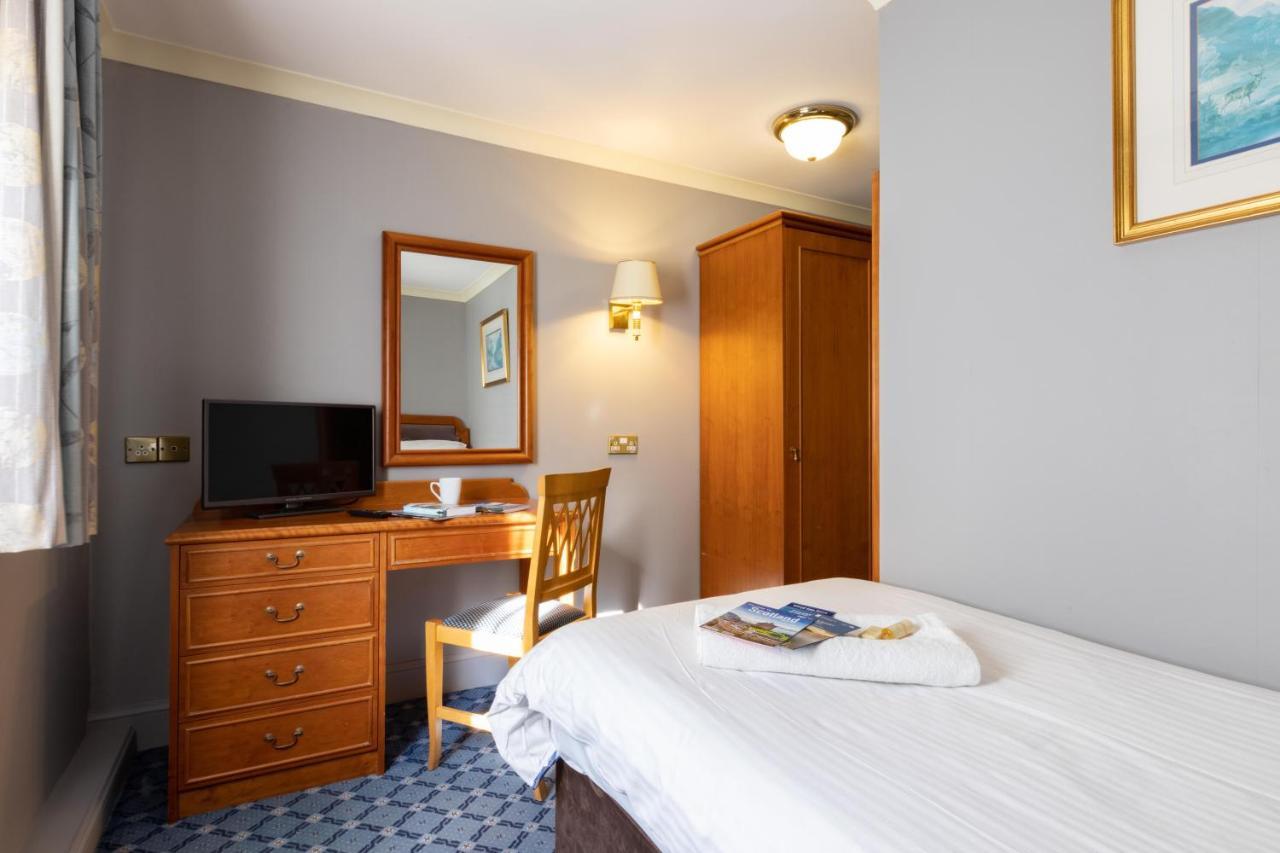 The Caledonian Hotel Φορτ Γουίλιαμ Δωμάτιο φωτογραφία
